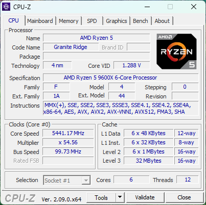 ASUS ROG Crosshair X870E Hero_30