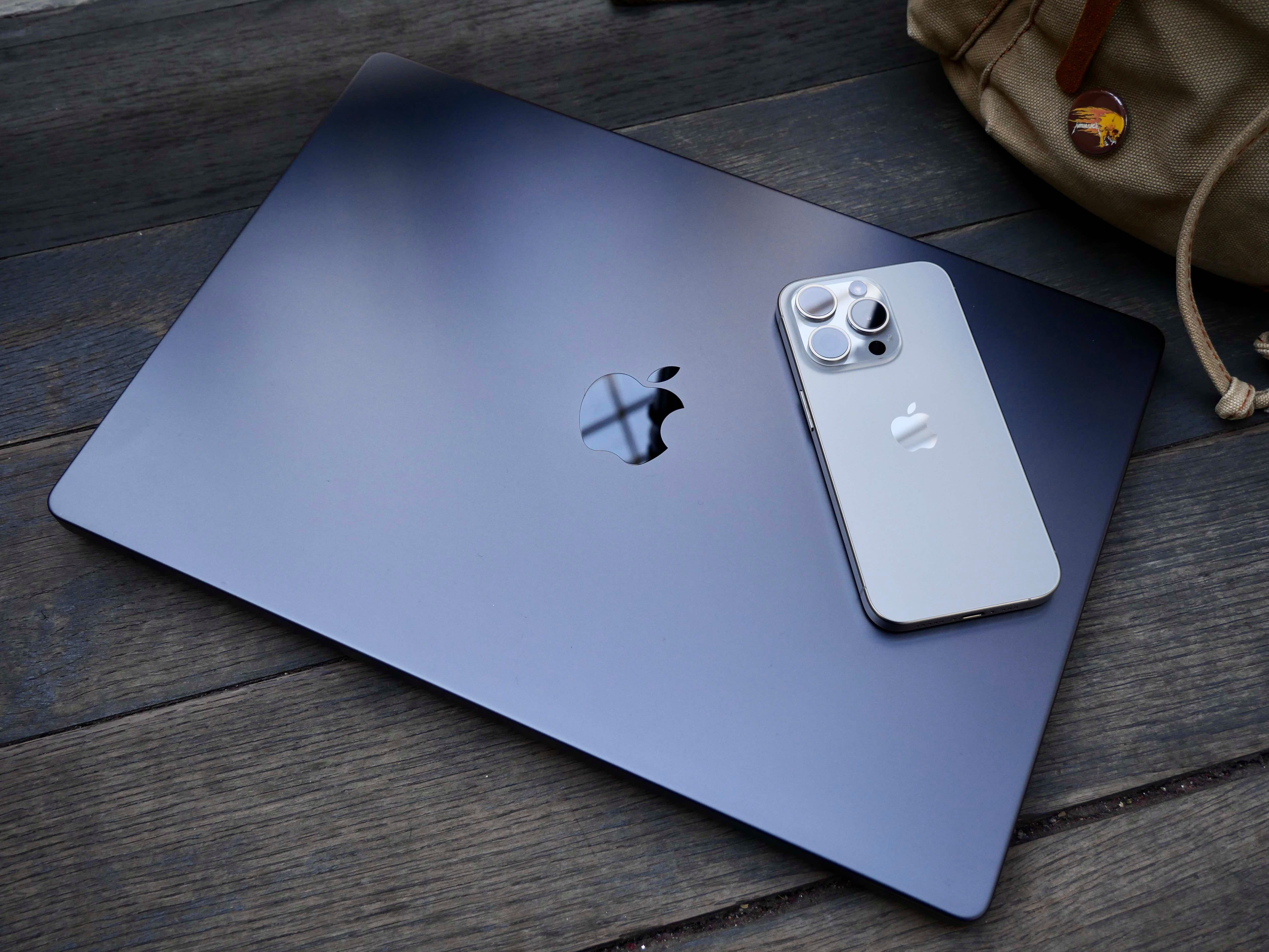 Le MacBook Pro pourrait-il enfin offrir une connectivité 5G optionnelle ? © Nathan le Gohlisse pour Clubic