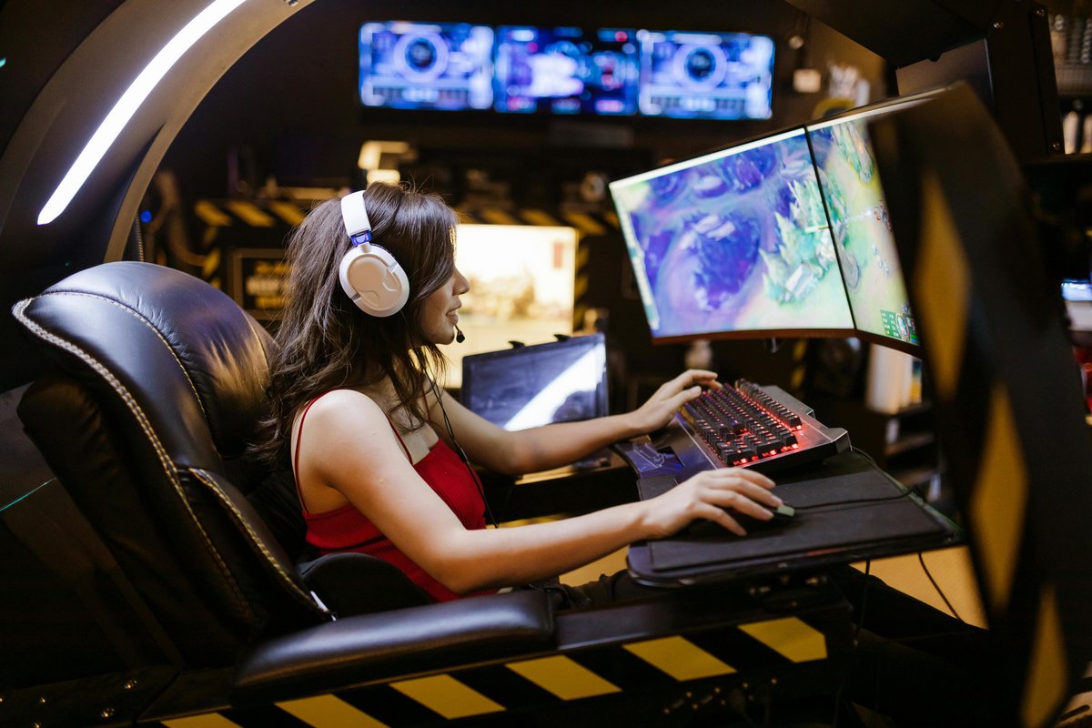 CyberGhost convient aux joueurs qui veulent un démarrage rapide, un ping affiché et des serveurs optimisés sans réglages complexes. © RDNE Stock Project/Pexels