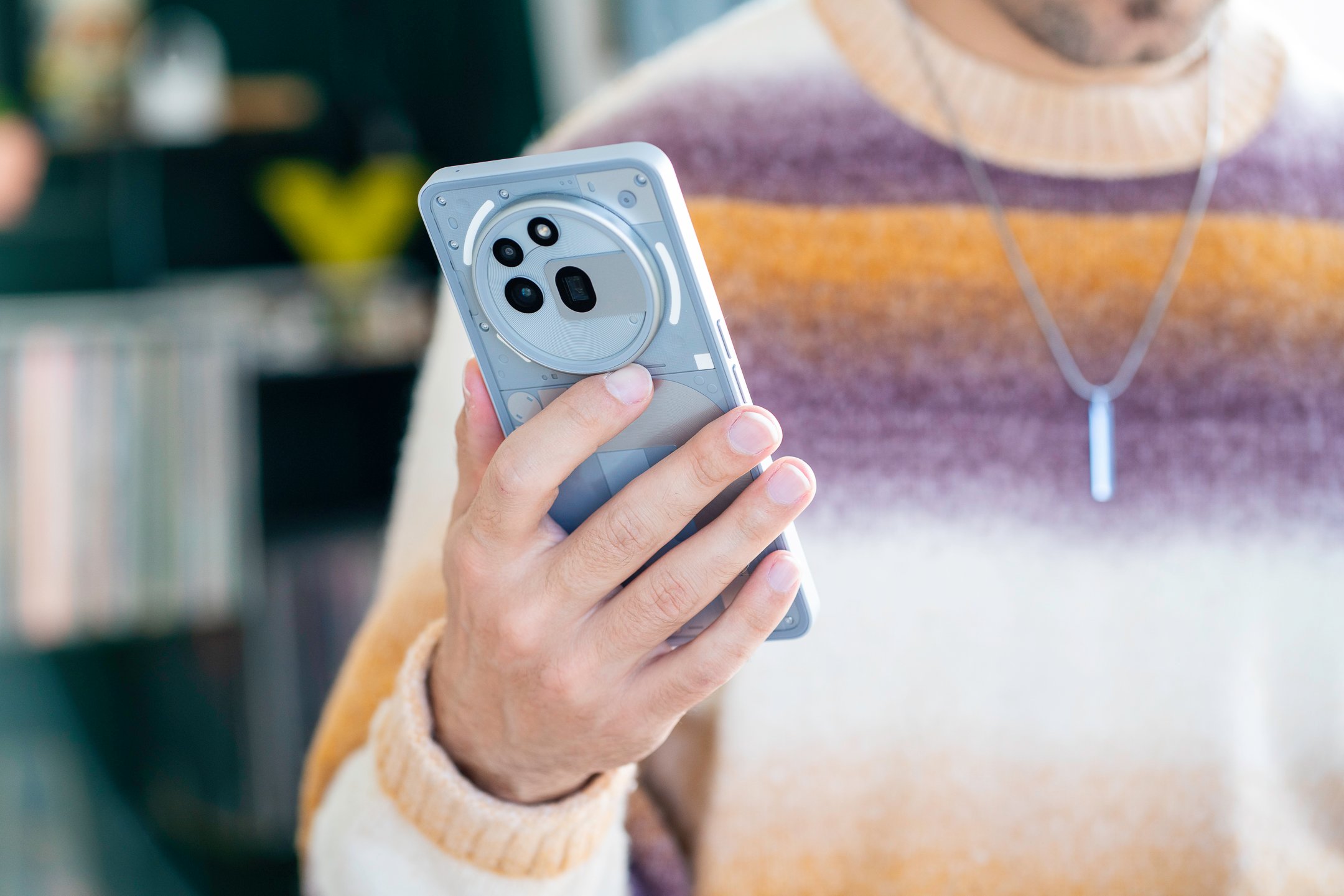 Le Nothing Phone (3a) en version Pro © Pierre Crochart pour Clubic.com