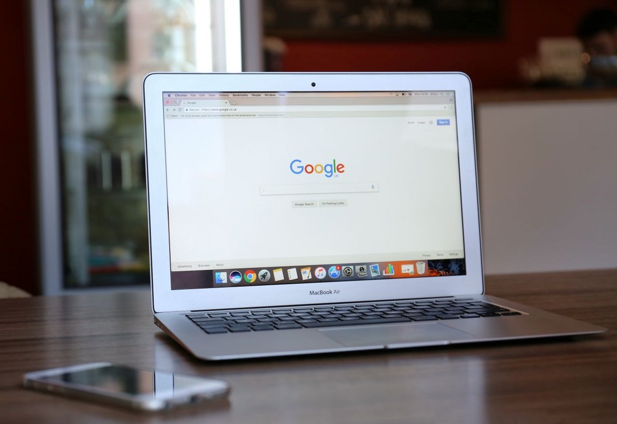 Google Chrome sur macOS Catalina, c'est bientôt fini © Africa Studio / Shutterstock