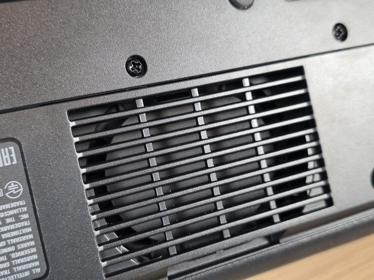 Que serait une barre de son sans woofers © Guillaume Fourcadier pour Clubic