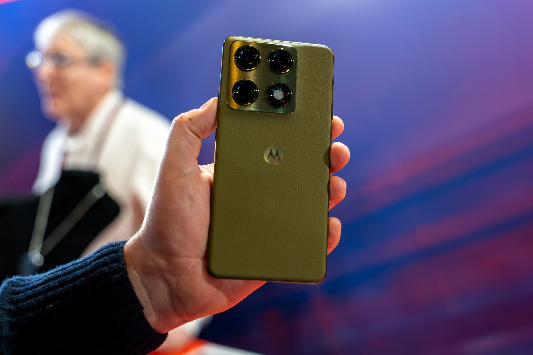 Hello le tout nouveau smartphone Motorola Signature ! ©Clubic