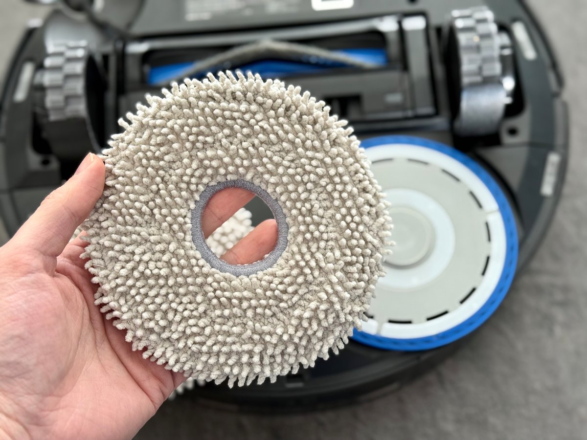 Les serpillères de l'Ecovacs Deebot T50 Pro OMNI © Mathieu Grumiaux pour Clubic