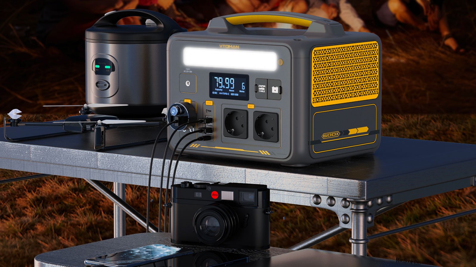 À l’occasion du Black Friday, VTOMAN baisse le prix de sa Jump 600X, une station nomade de 299 Wh pensée pour tous les usages du quotidien. ©VTOMAN