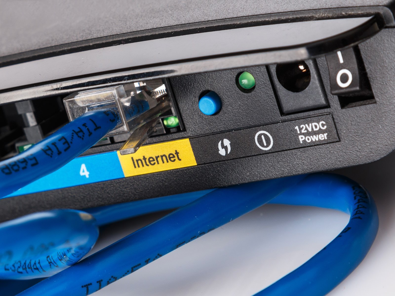 Votre box internet n'aime pas les surtensions. ©Blackday/Shutterstock