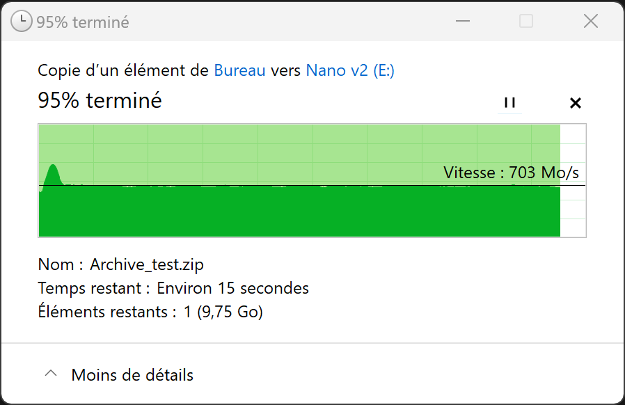 Débits en écriture sur une copie dans l'Explorateur de Windows © Nerces pour Clubic