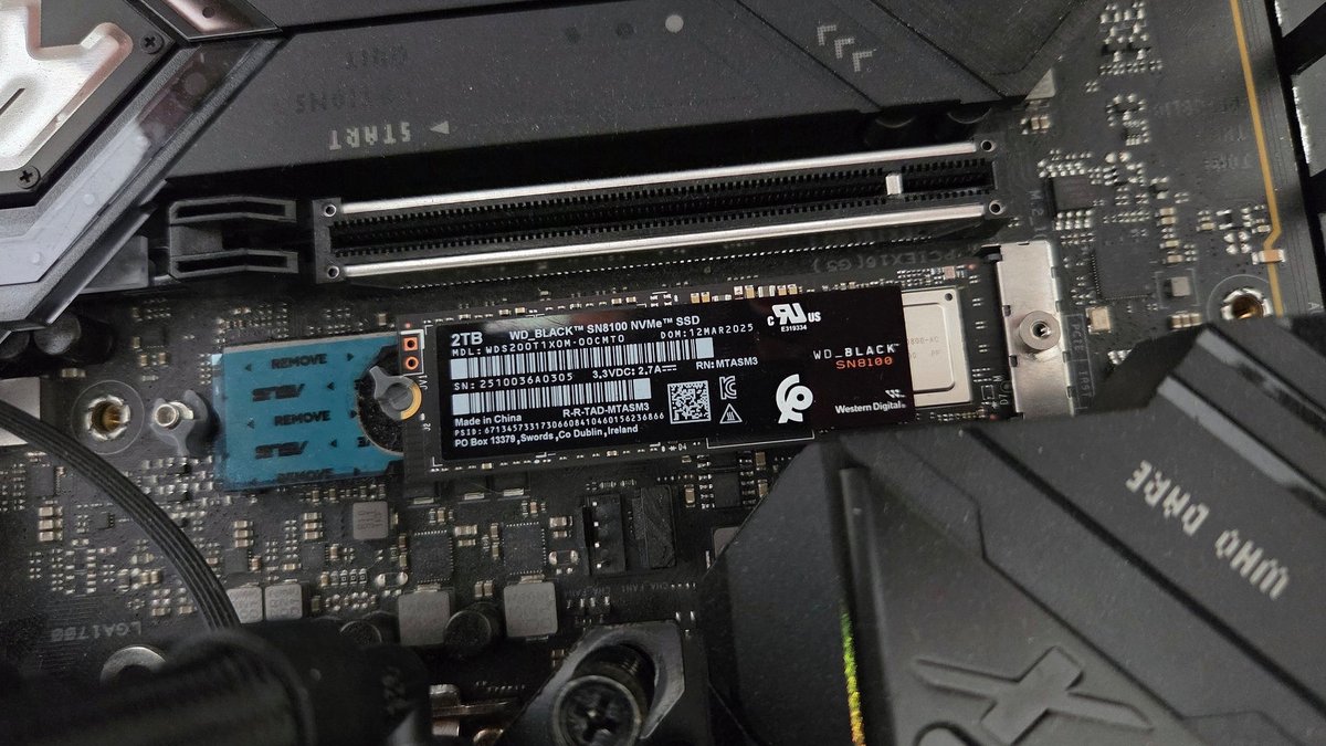 Le SSD est en place, les tests peuvent commencer. ©Nerces pour Clubic