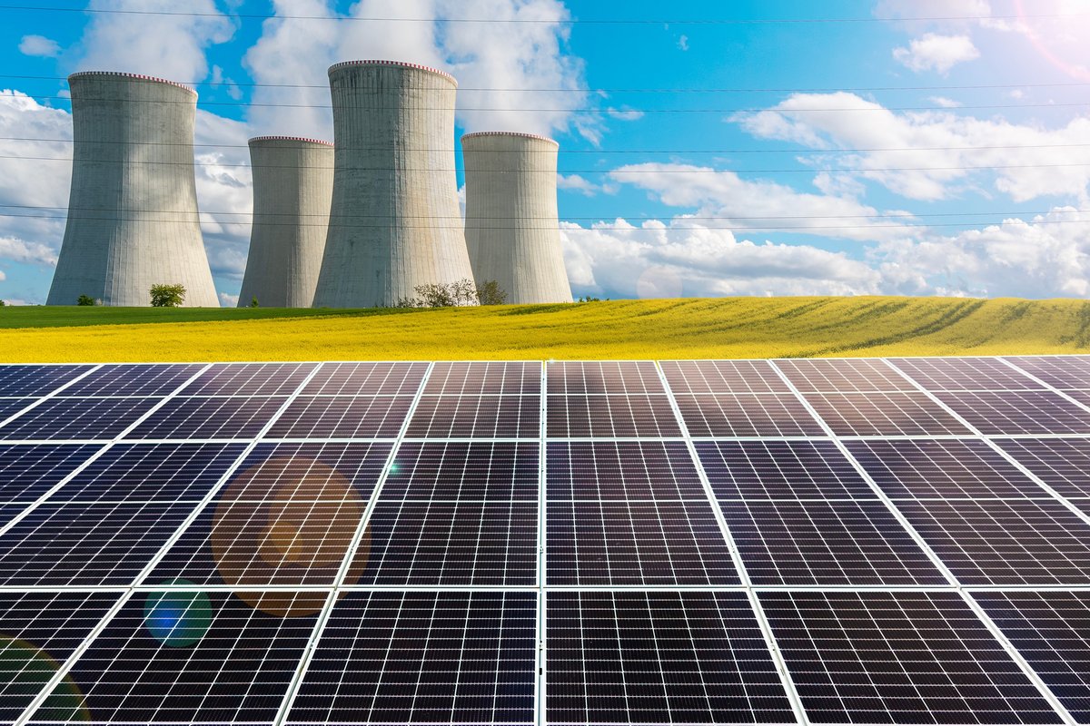 Le nucléaire et le solaire vont former le gros du régime énergetique des infrastructures IA.  © Shutterstock