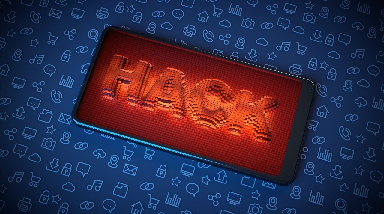 Il s'appelle LunaSpy et se fait passer pour un antivirus pour Android - ©Negro Elkha / Shutterstock