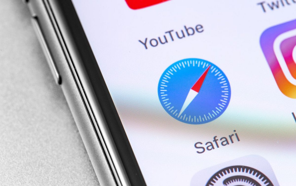 Google rattrape Safari qui propose depuis des années des aperçus contextuels lors de la navigation - ©Primakov / Shutterstock