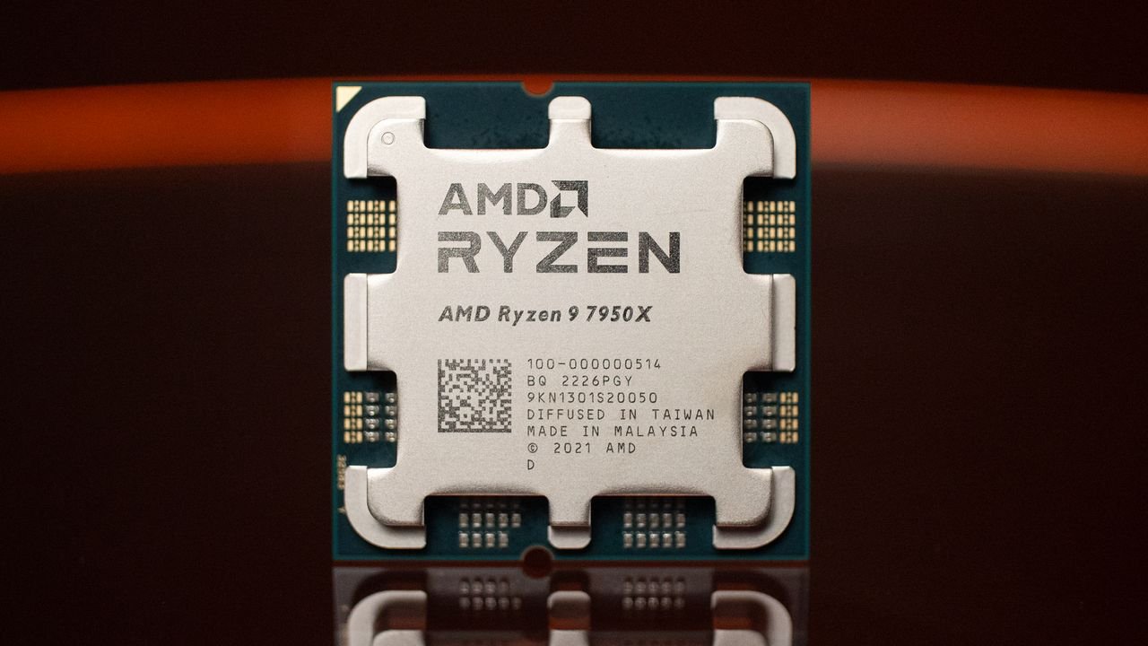 Le 7950X3D arrive... © AMD