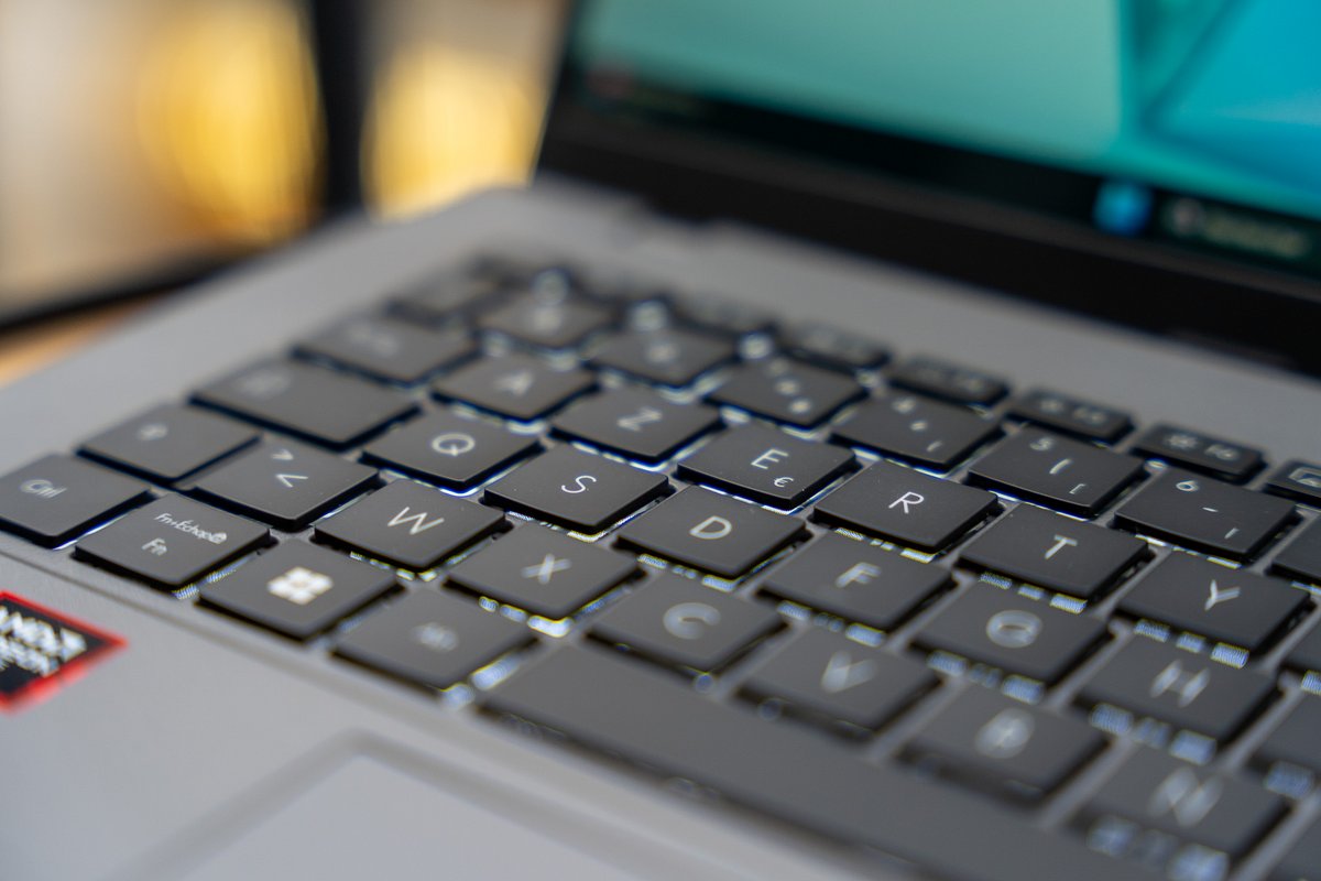 ASUS Vivobook S14 (M3507K)