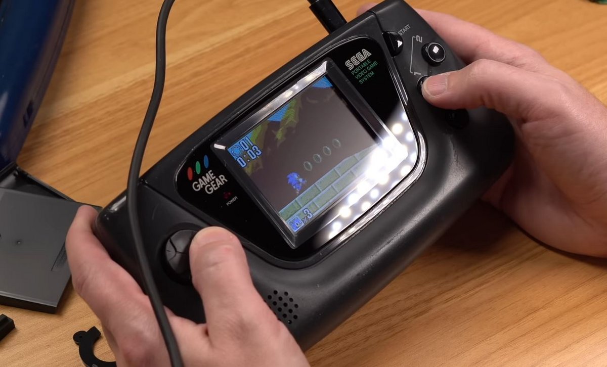 Un Raspberry Pi dans une Game Gear ! Hérésie ou idée géniale ? © Jeff Geerling / YouTube