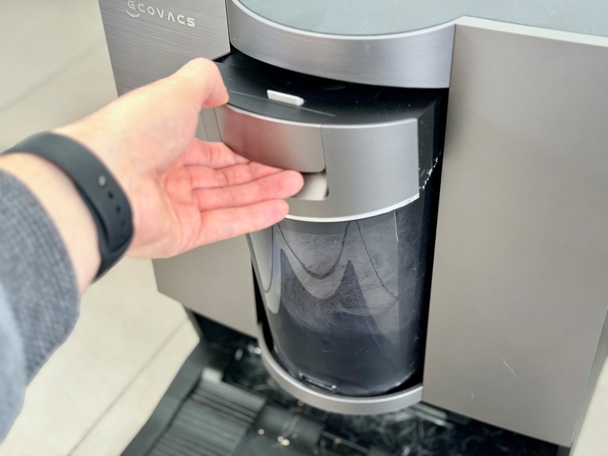 Ecovacs Deebot X11 OmniCyclone Réservoir