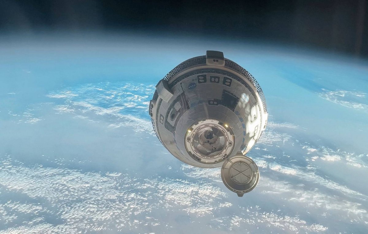 Superbe vue de la capsule Starliner lors de son approche de l'ISS ce 6 juin 2024 © Roscosmos / O. Kononenko