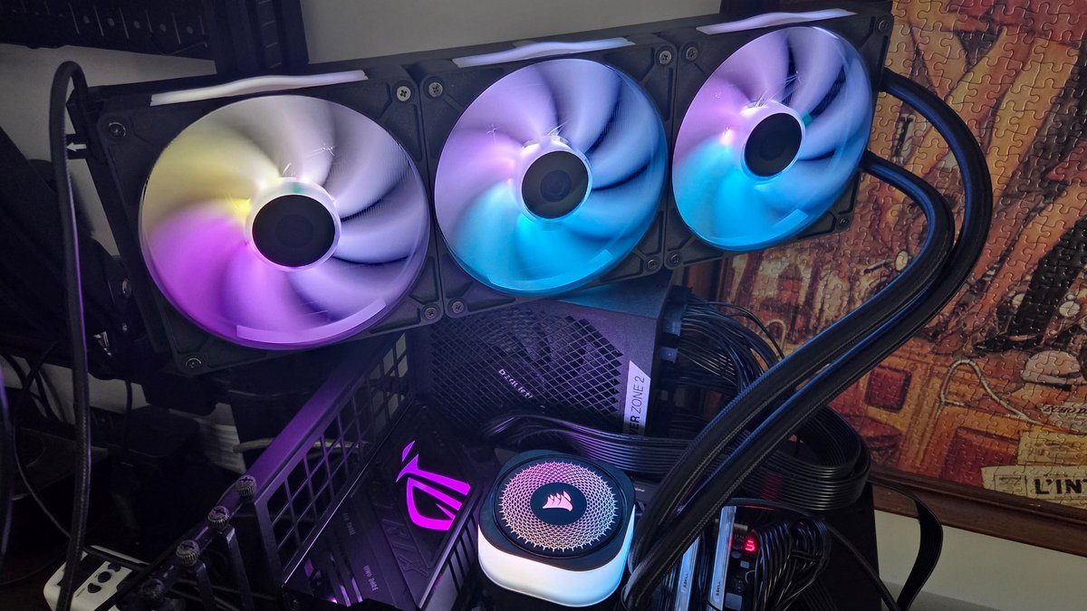 Corsair iCUE Link Titan 420 RX RGB