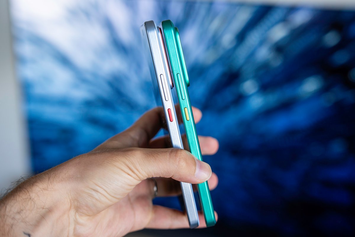 Des smartphones au design plutôt classique. ©Pierre Crochart pour Clubic