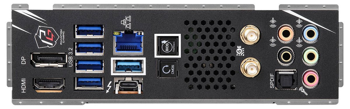 L'I/O shield ne plaisante pas avec, notamment, un port Thunderbolt 4 Type-C © Nerces