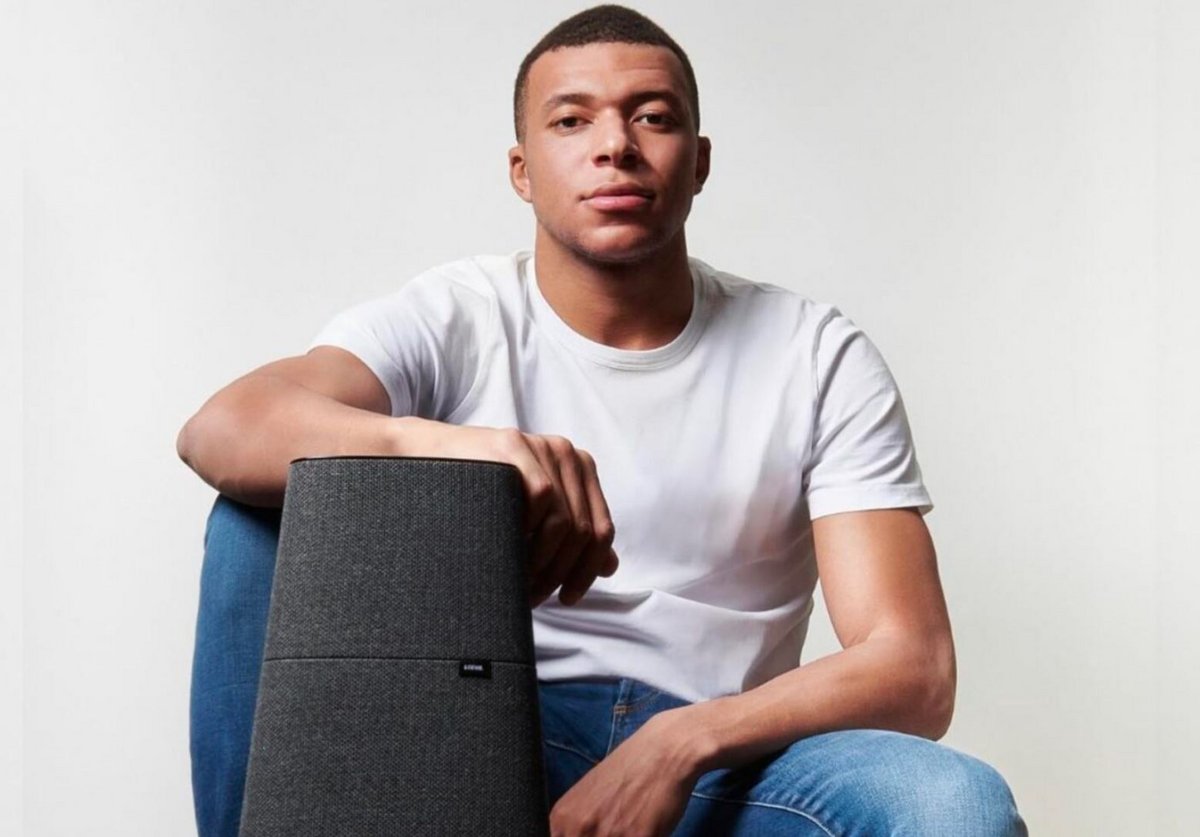 Kylian Mbappé est ambassadeur Loewe depuis la fin de l'année 2023 © Loewe