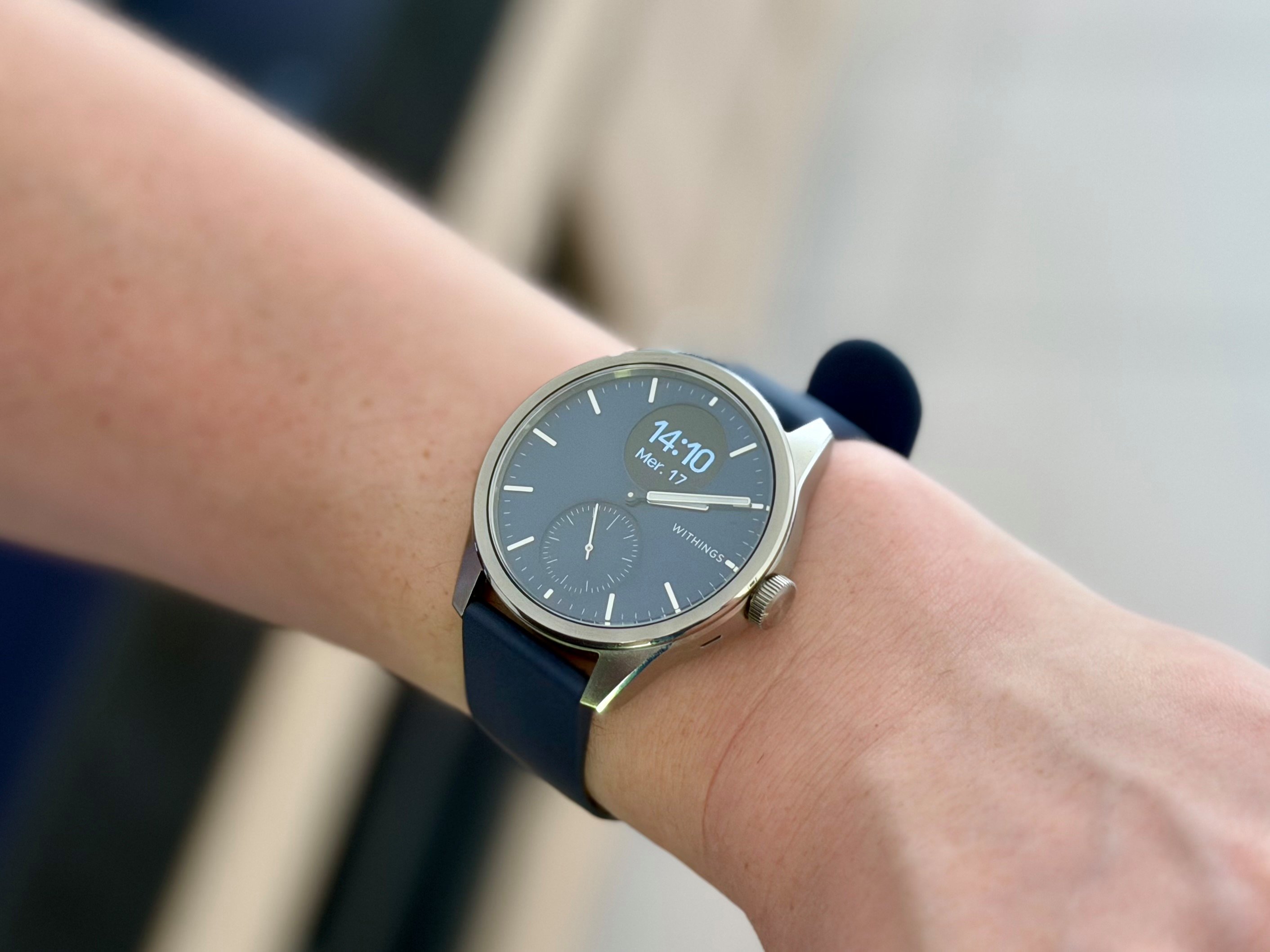 Une montre connectée santé, et qui donne l'heure avant tout ©Mathieu Grumiaux pour Clubic