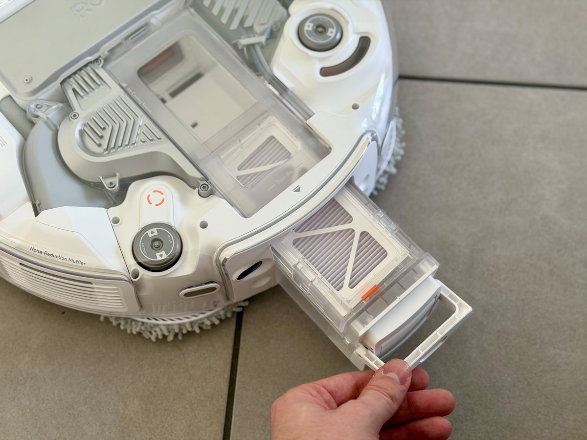 Le filtre est accessible facilement ©Mathieu Grumiaux pour Clubic