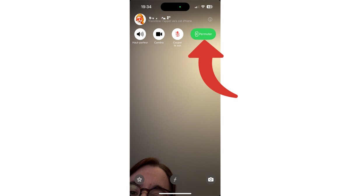 Transférer l'appel vers cet iPhone avec "Permuter" © Clubic