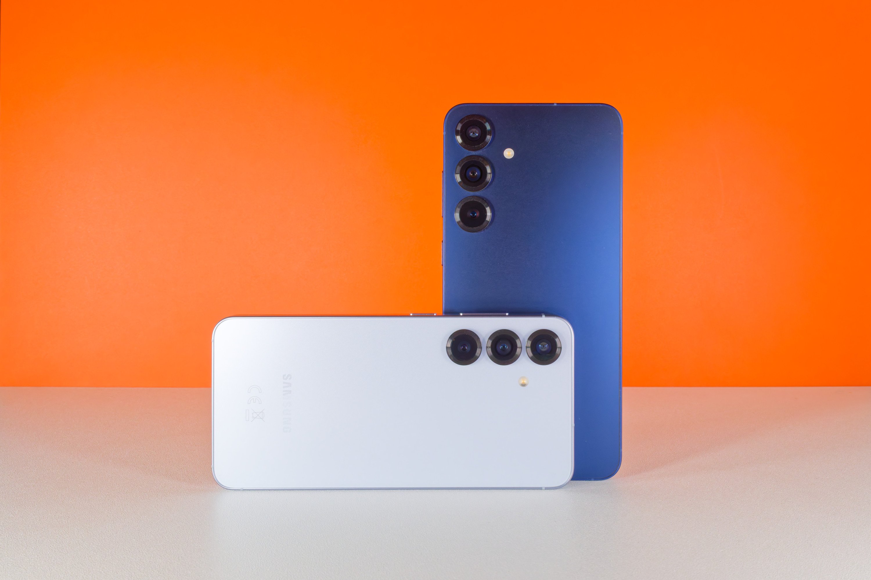 Les Samsung Galaxy S25 et S25+. © Marc Mitrani pour Clubic.com