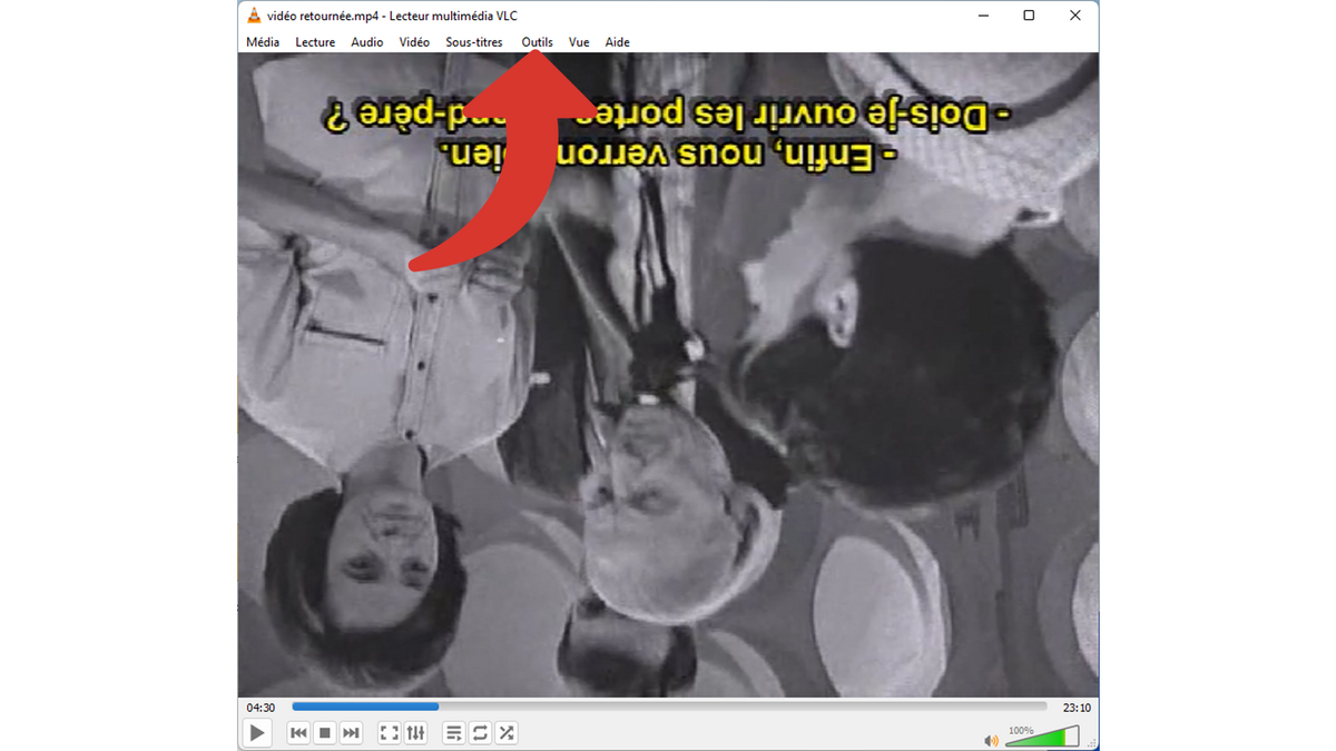 Accéder au menu Outils pour retourner la vidéo © Clubic