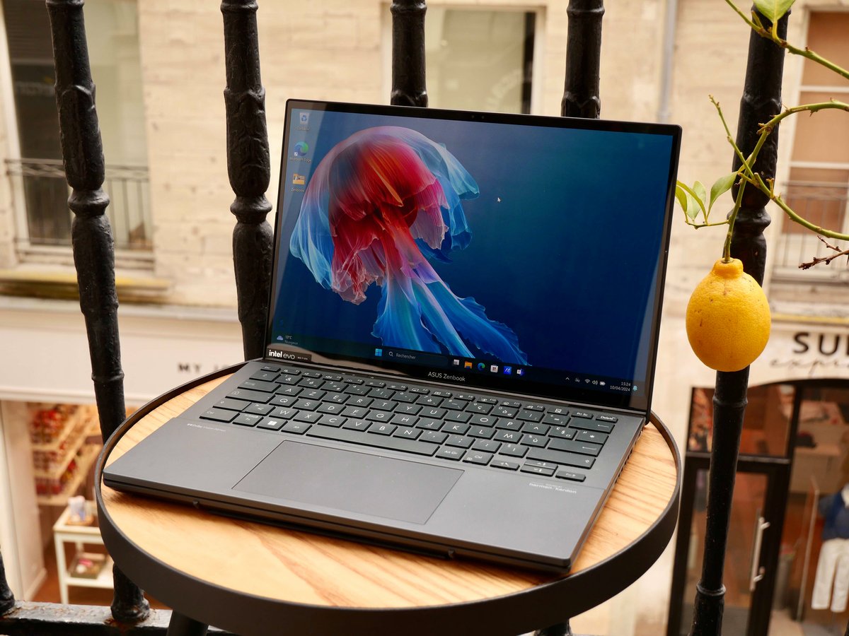 Le Zenbook Duo en format PC portable « traditionnel » // © Nathan Le Gohlisse pour Clubic