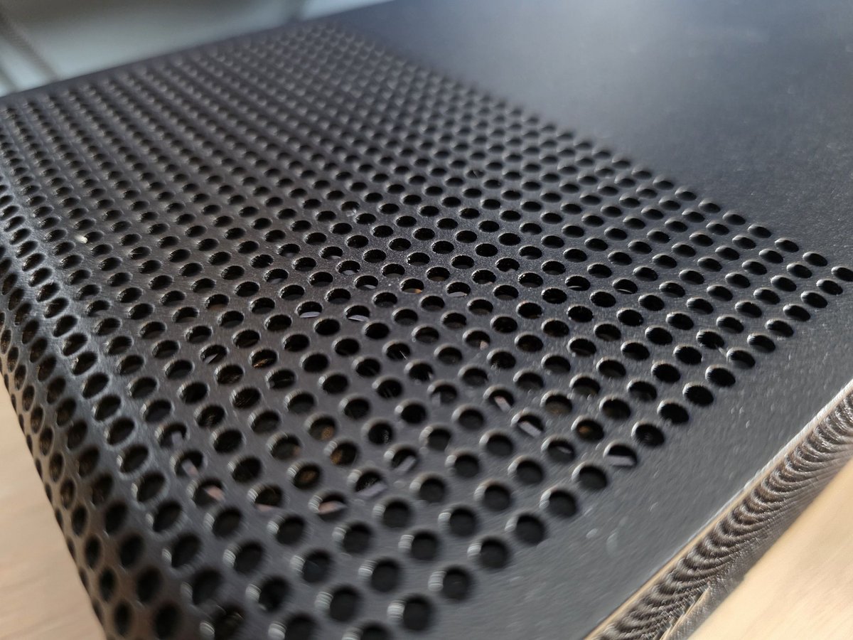  La recette d'effets Atmos précis ? L'utilisation de nombreux haut-parleurs, fonctionnant de concert pour contrôler la directivité  © Guillaume Fourcadier pour Clubic