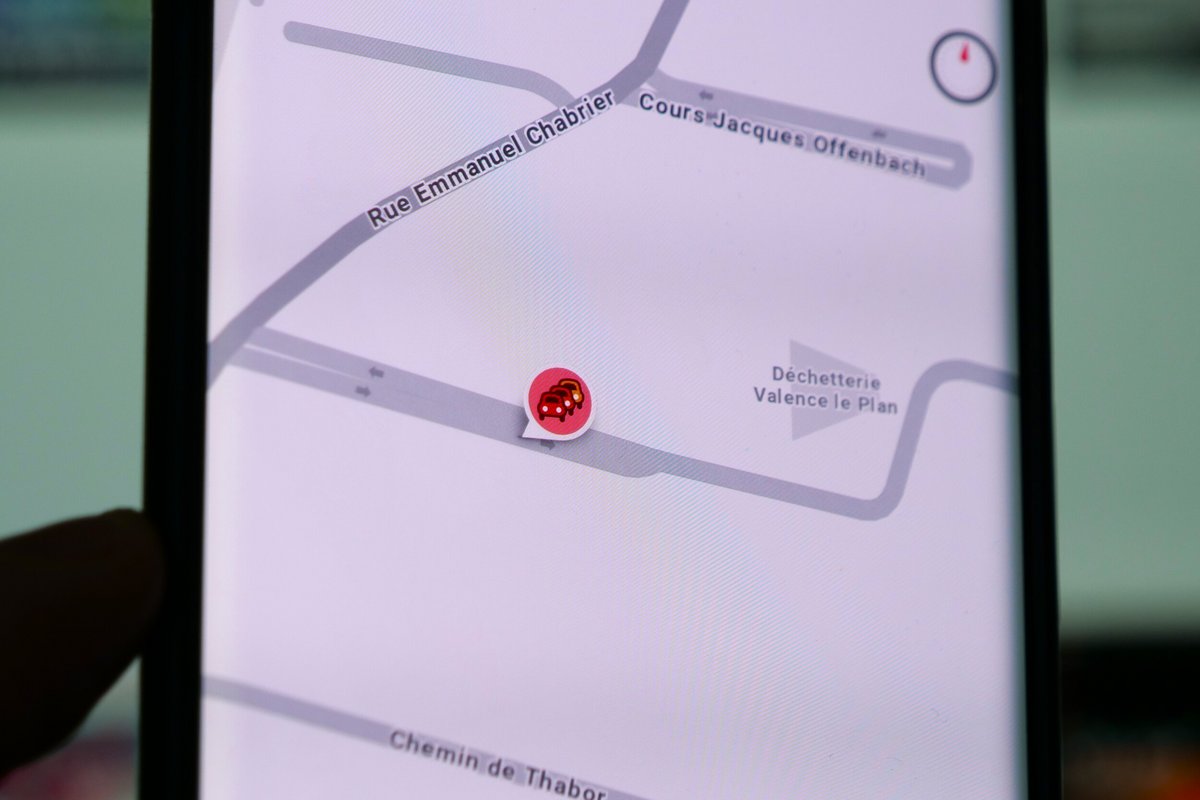 L'application Waze en action © Alexandre Boero / Clubic