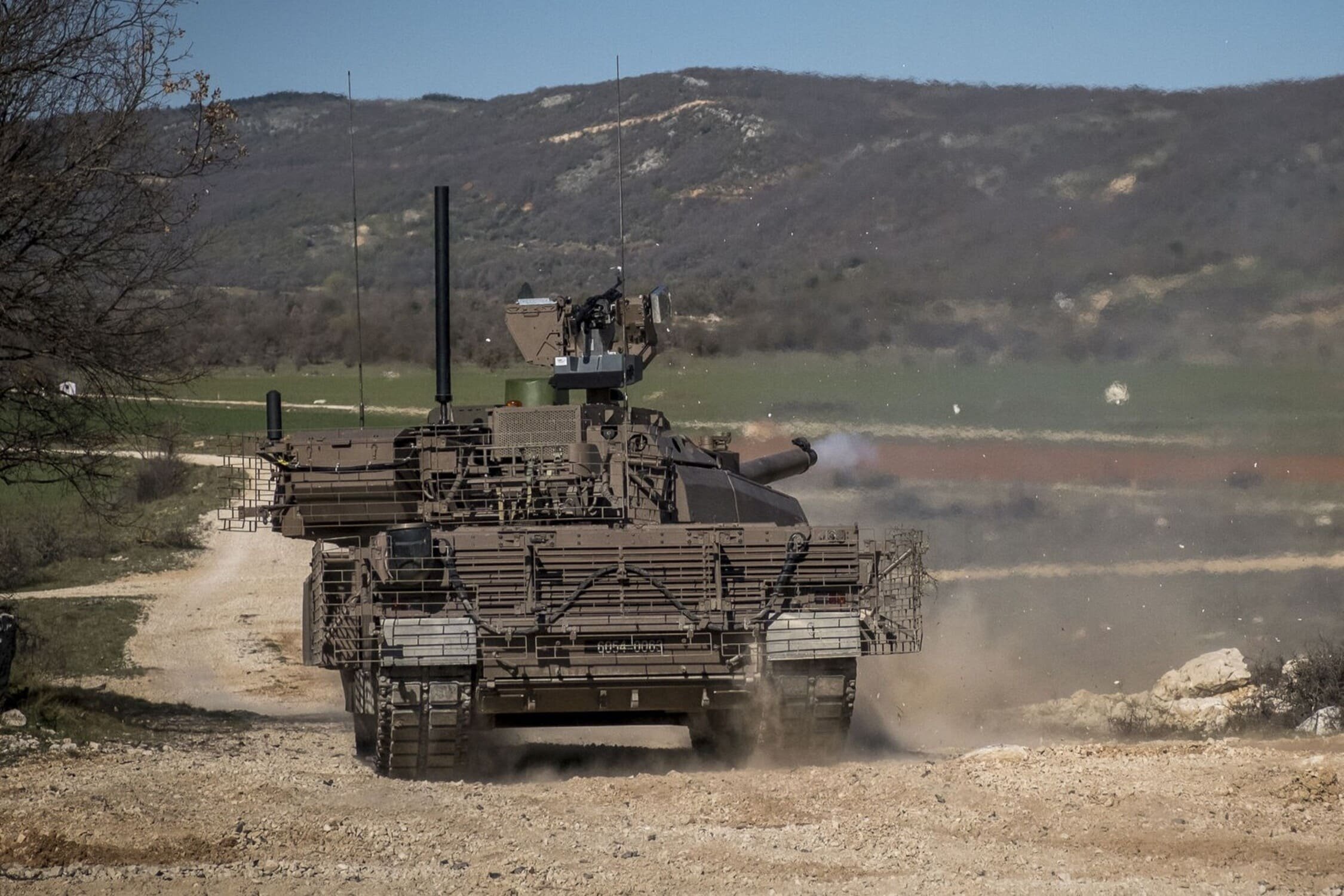 Le char Leclerc XLR accueillera un viseur qui, aidé de l'IA, proposera quatre fonctionnalités avancées. © Armées françaises