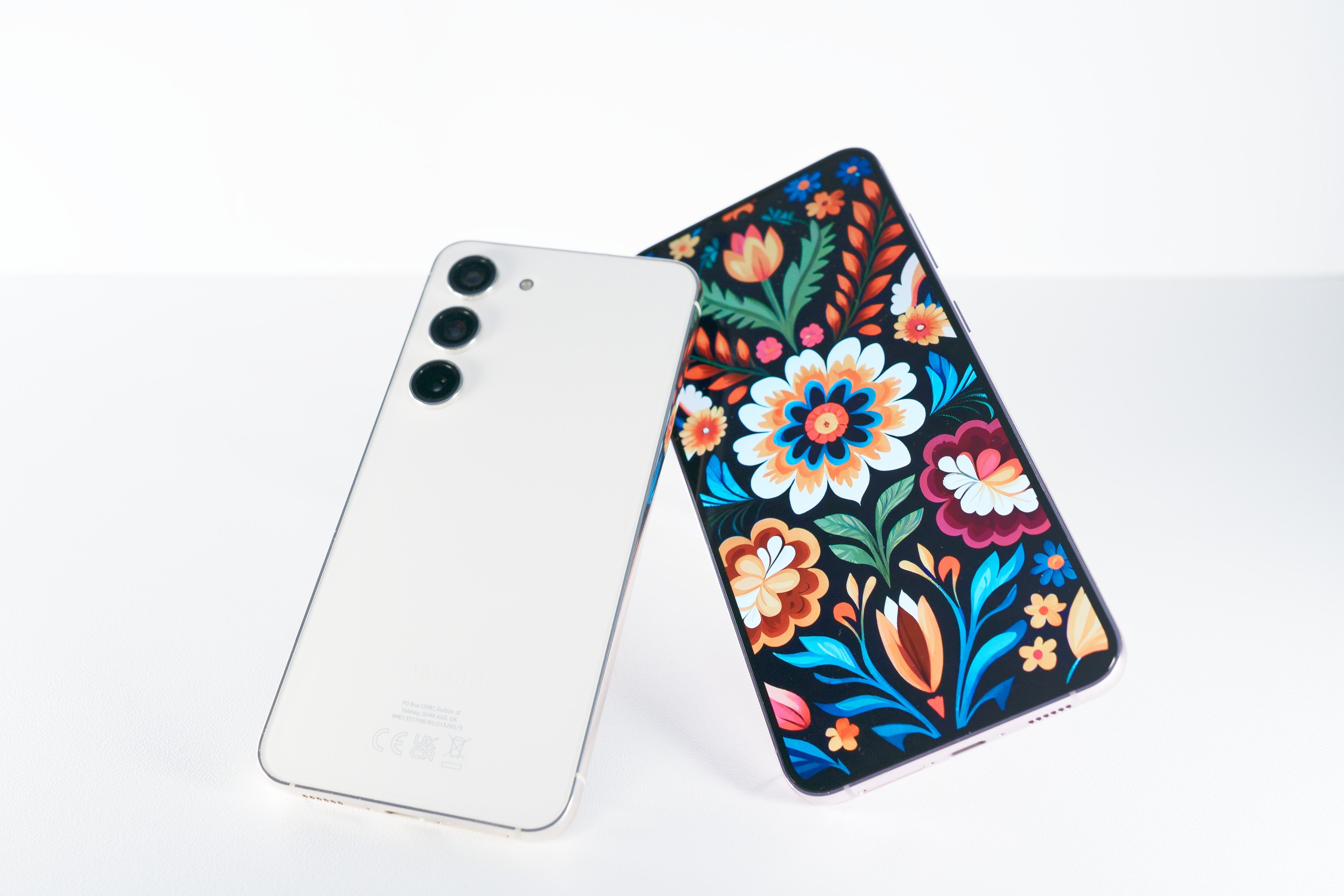 Les Galaxy S23 ne sont pas dotés de toutes les fonctionnalités d'IA de One UI 8. ©Marc Mitrani pour Clubic