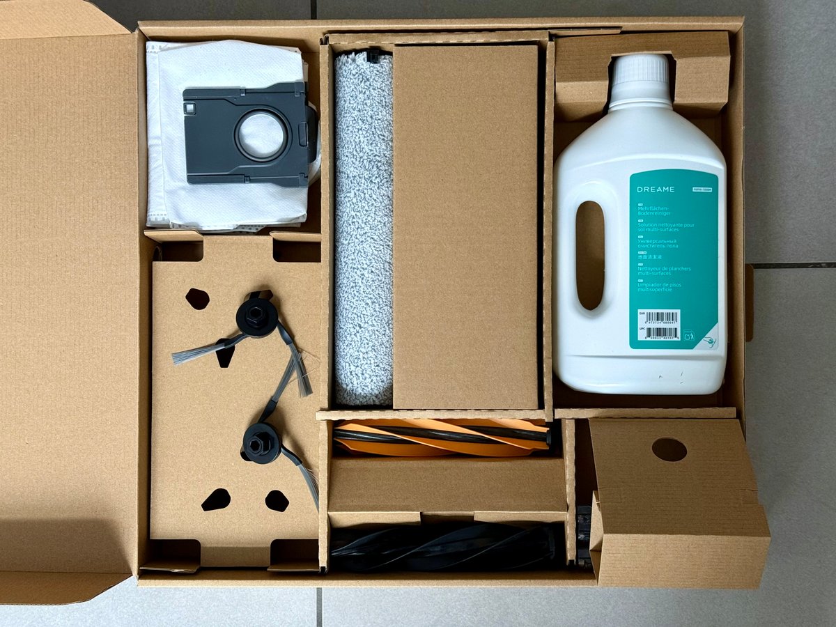 Un large choix d'accessoires fournis dans la boite, on adore ! ©Mathieu Grumiaux pour Clubic