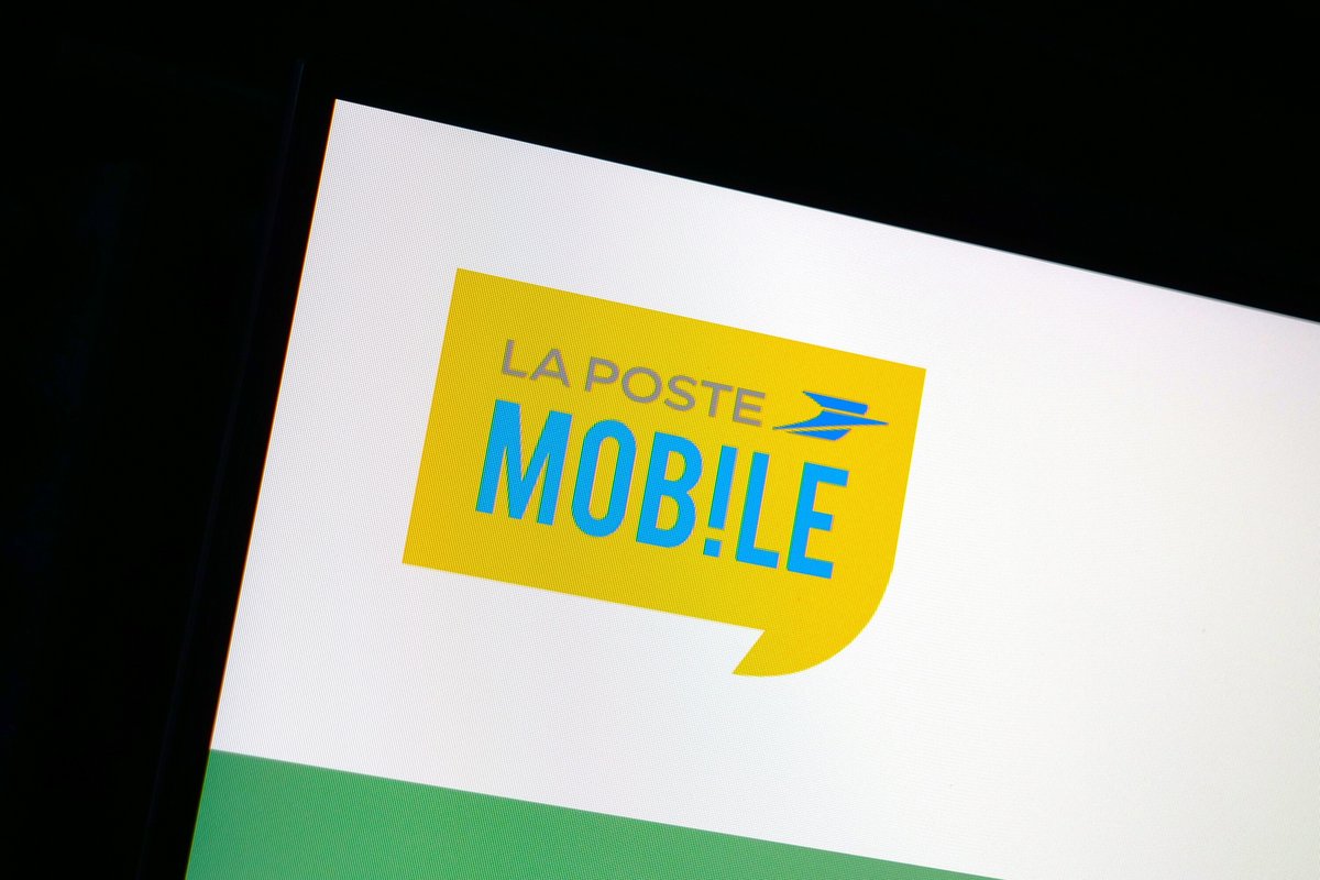 Le logo de La Poste Mobile, l'une des entreprises touchées par la fuite © Alexandre Boero / Clubic