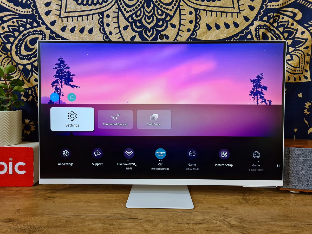 Test Samsung Smart Monitor M8