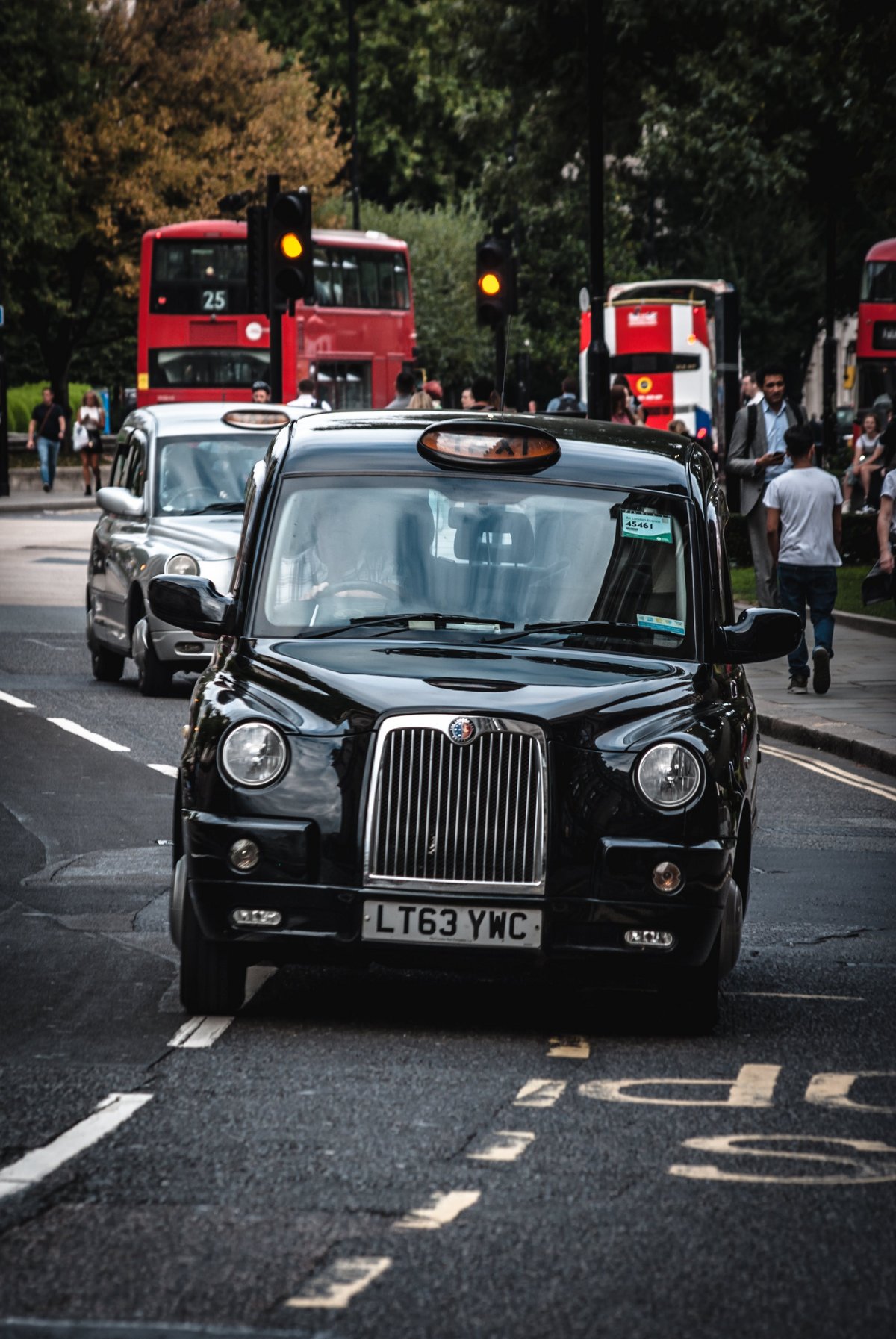 L'histoire des Black Cab remonte à plus de 300 ans, mais le modèle le plus emblématique est l'Austin FX4, introduit en 1958. © Samuel Wölfl / Pex