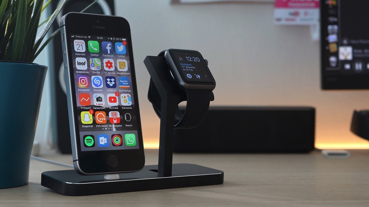 Les iPhone et les Apple Watch compatibles