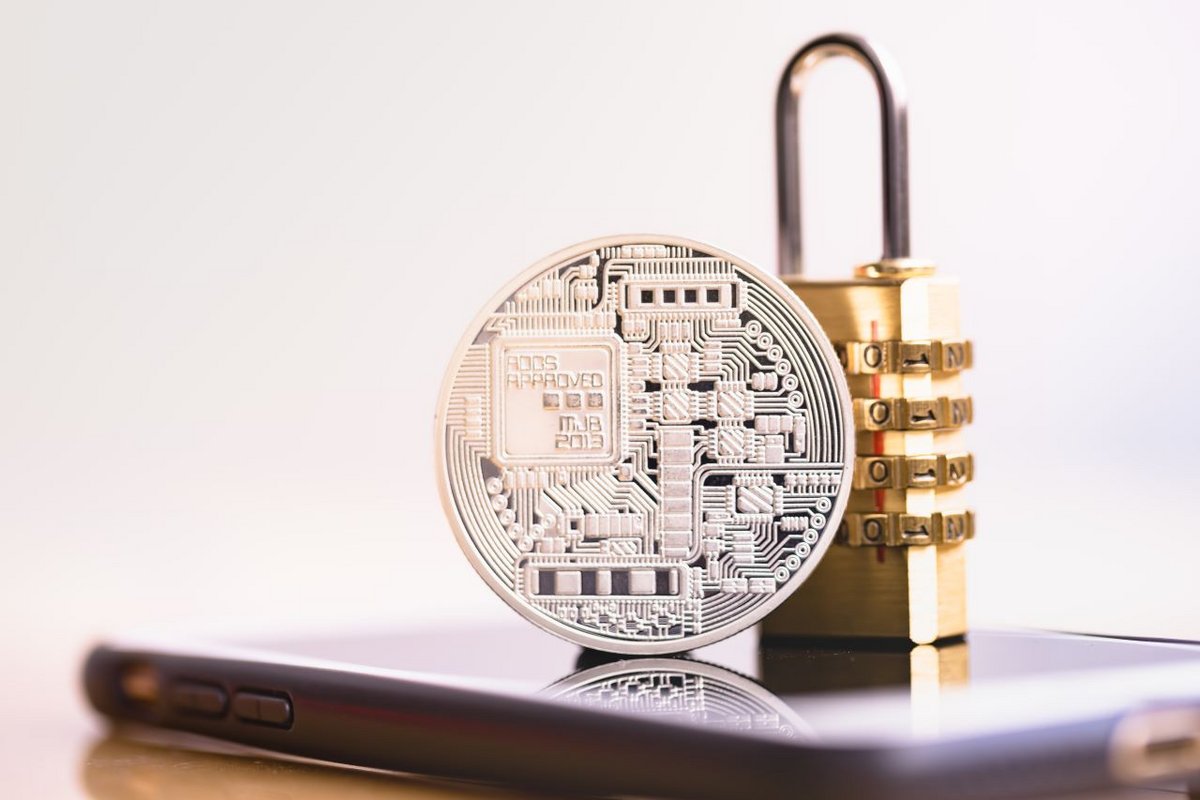 En 2023, près de 2 milliards de dollars en cryptomonnaies ont été volés - © TimeShops /Shutterstock