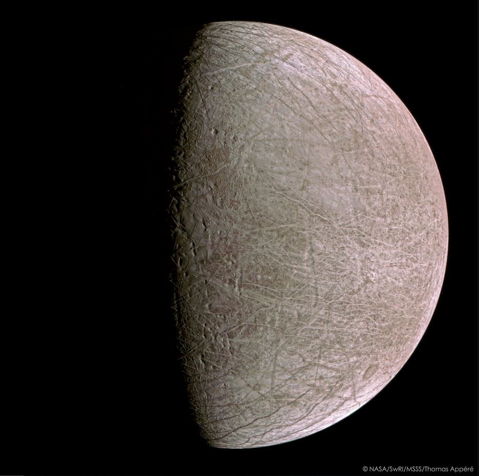 La lune gelée Europe, observée par Juno en 2022. L'un des clichés de l'année ? © NASA / SwRI / MSSS / Thomas Appéré