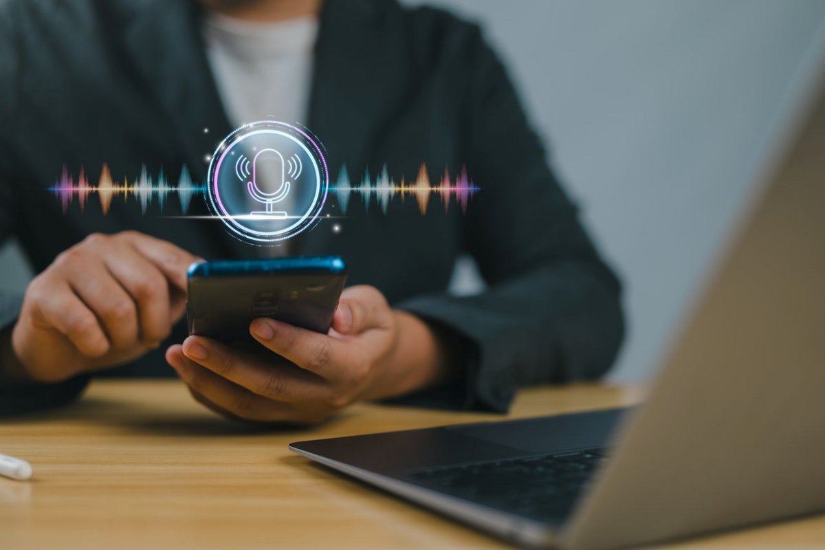 Si Instagram nous écoutait via le micro de nos mobiles, nous le saurions, selon son patron - ©mayam_studio / Shutterstock