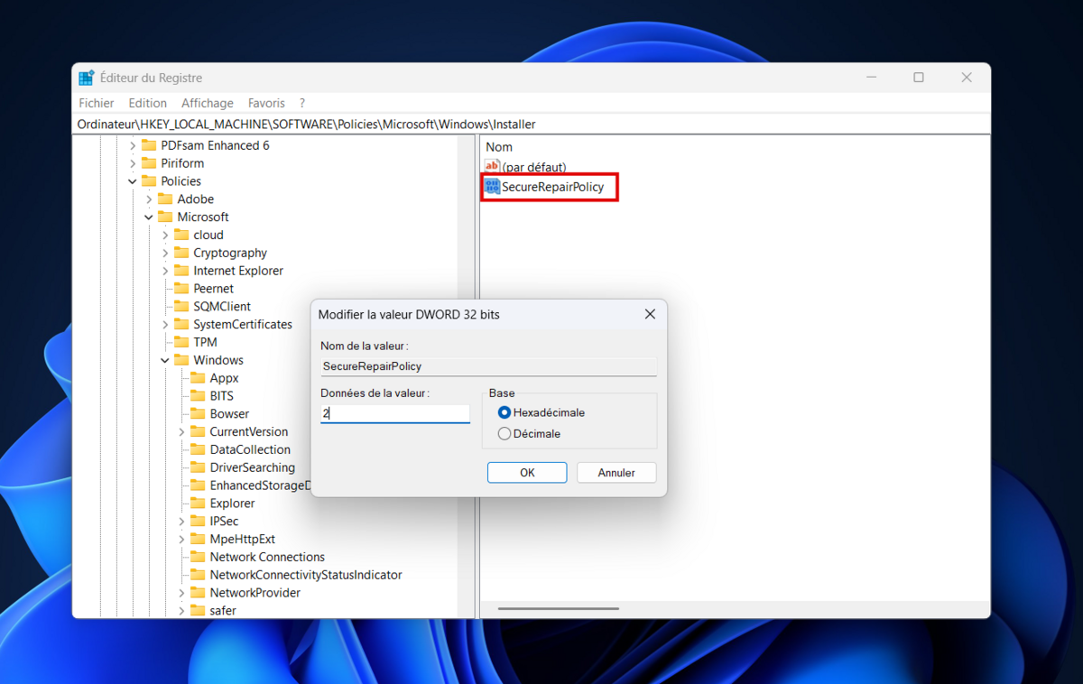 Dans le Registre Windows, créez une nouvelle valeur DWORD. © Clubic