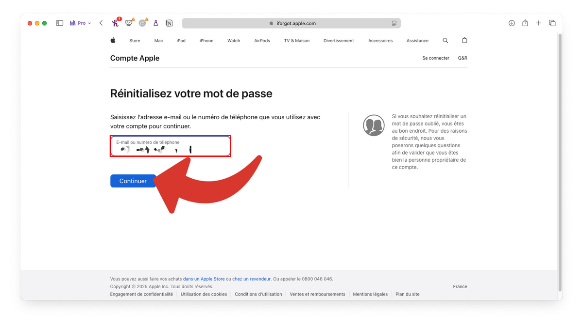 Entrer l'adresse e-mail ou le numéro lié au compte iCloud © Clubic
