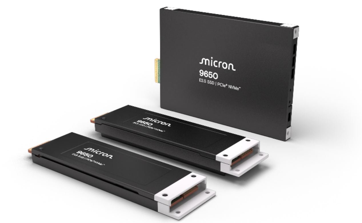 Les 9650 sont disponibles en deux formats : E1.S et E3.S. ©Micron
