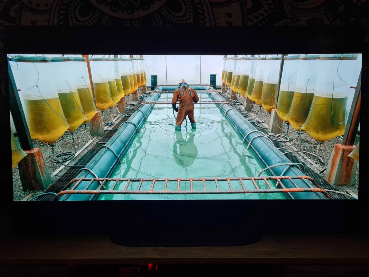 L'upscaling du processeur X1 est de grande qualité, comme nous le constatons ici avec Blade Runner 2049 qui passe de la Full HD à la 4K UHD © Matthieu Legouge pour Clubic 