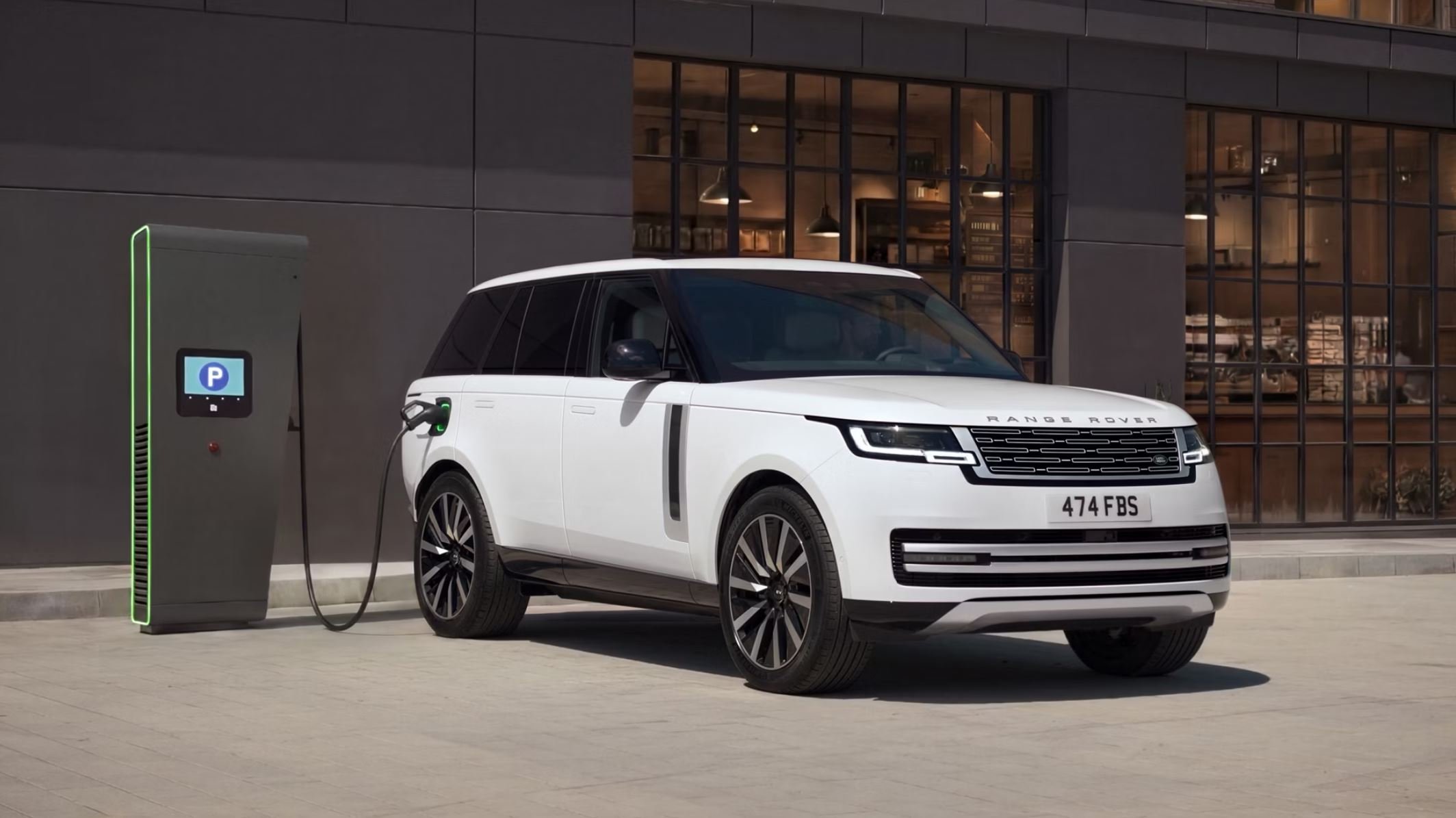 Le premier Range Rover Electric (c'est son nom) est là ! ©Range Rover