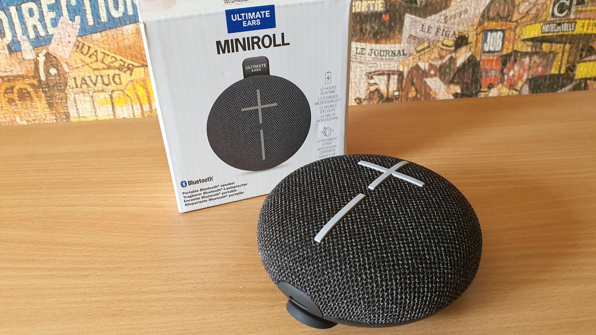 La boîte de la Miniroll est tout aussi compacte que l'enceinte elle-même © Nerces pour Clubic