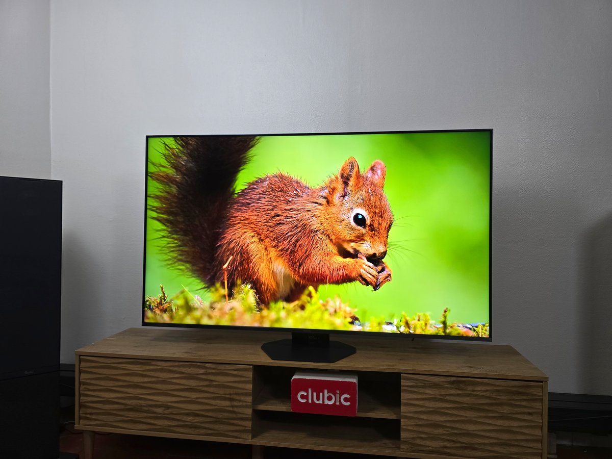 L'Hisense U8Q en sortie de carton, mode "Standard". © Matthieu Legouge
