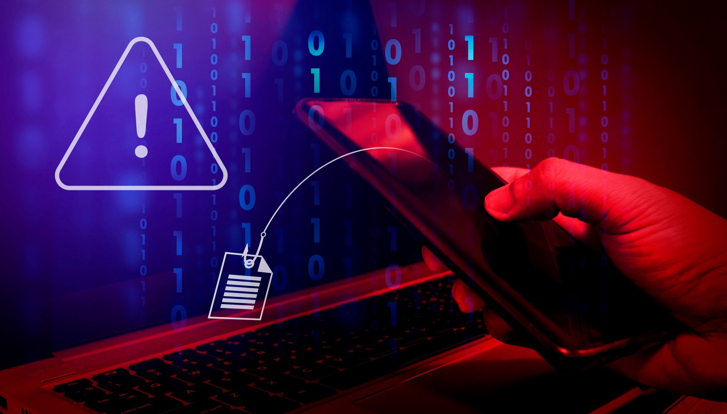 Les données dérobées commencent d'abord par s'échanger en privée avant de finir sur un forum de cybercriminels. © janews / Shutterstock